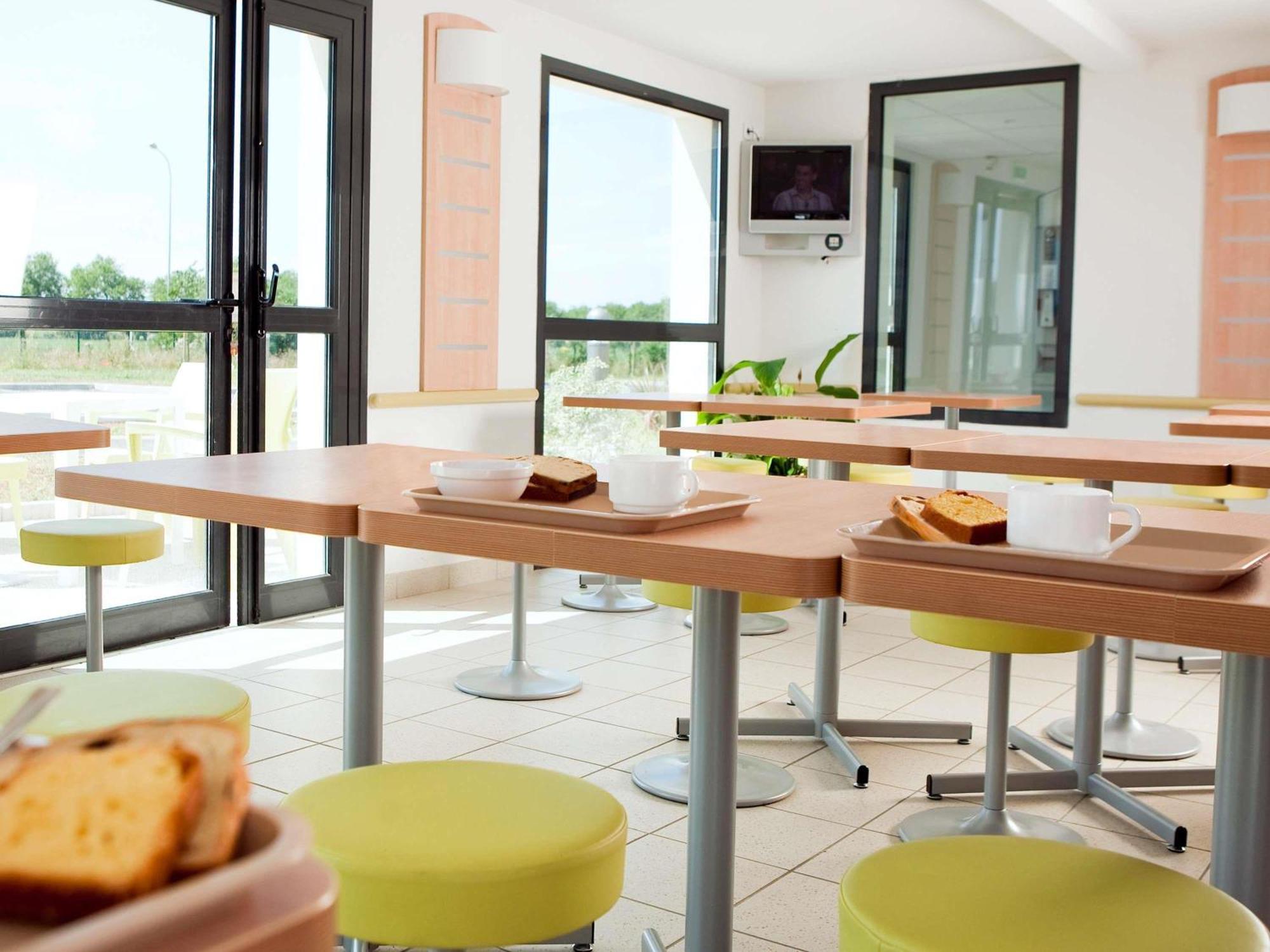 Ibis Budget Niort - La Creche المظهر الخارجي الصورة