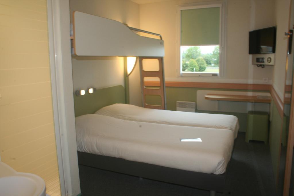 Ibis Budget Niort - La Creche المظهر الخارجي الصورة